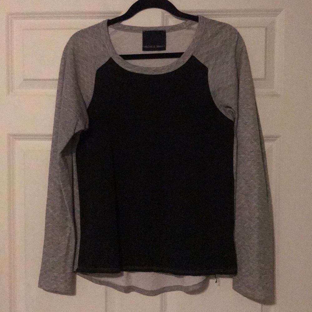 Long sleeve, lace detail top